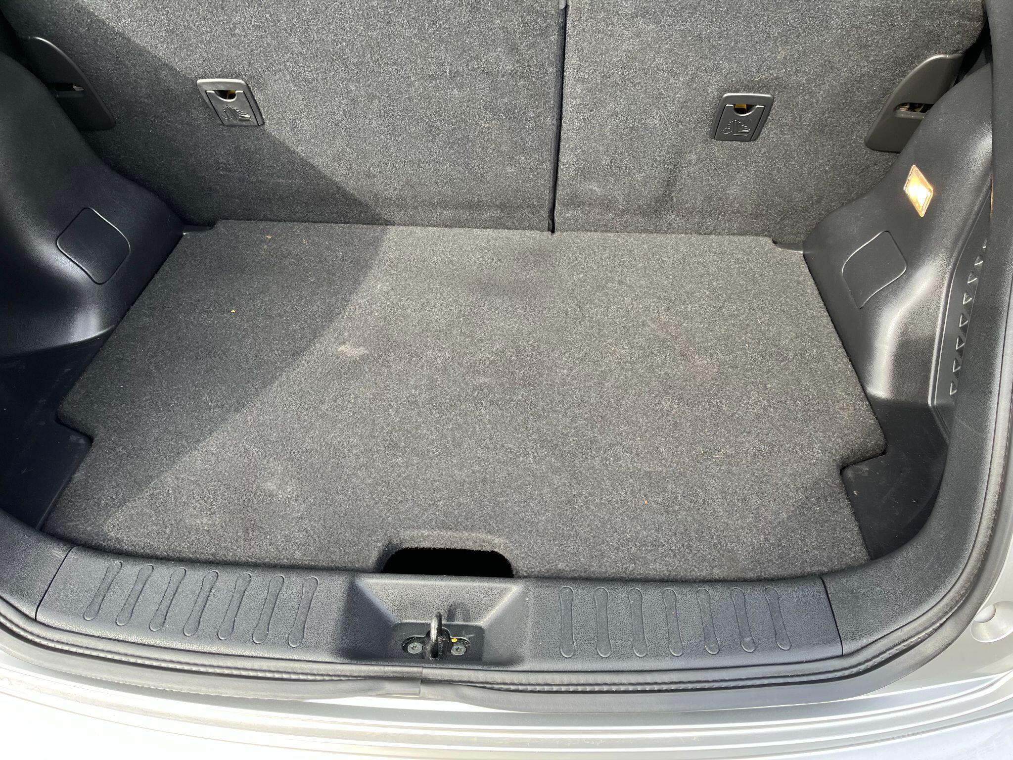 Nissan Juke view 38