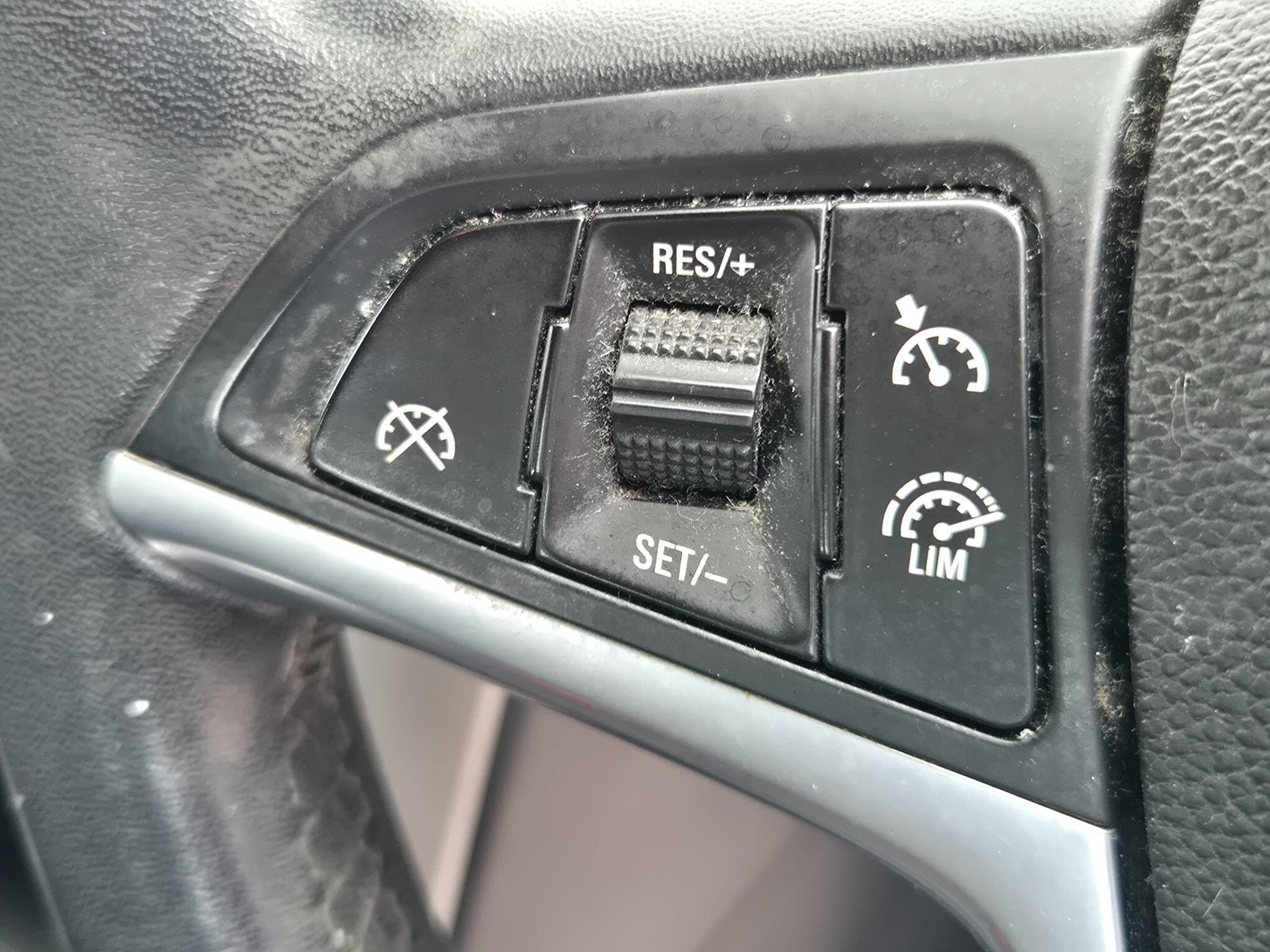 Vauxhall Astra view 10