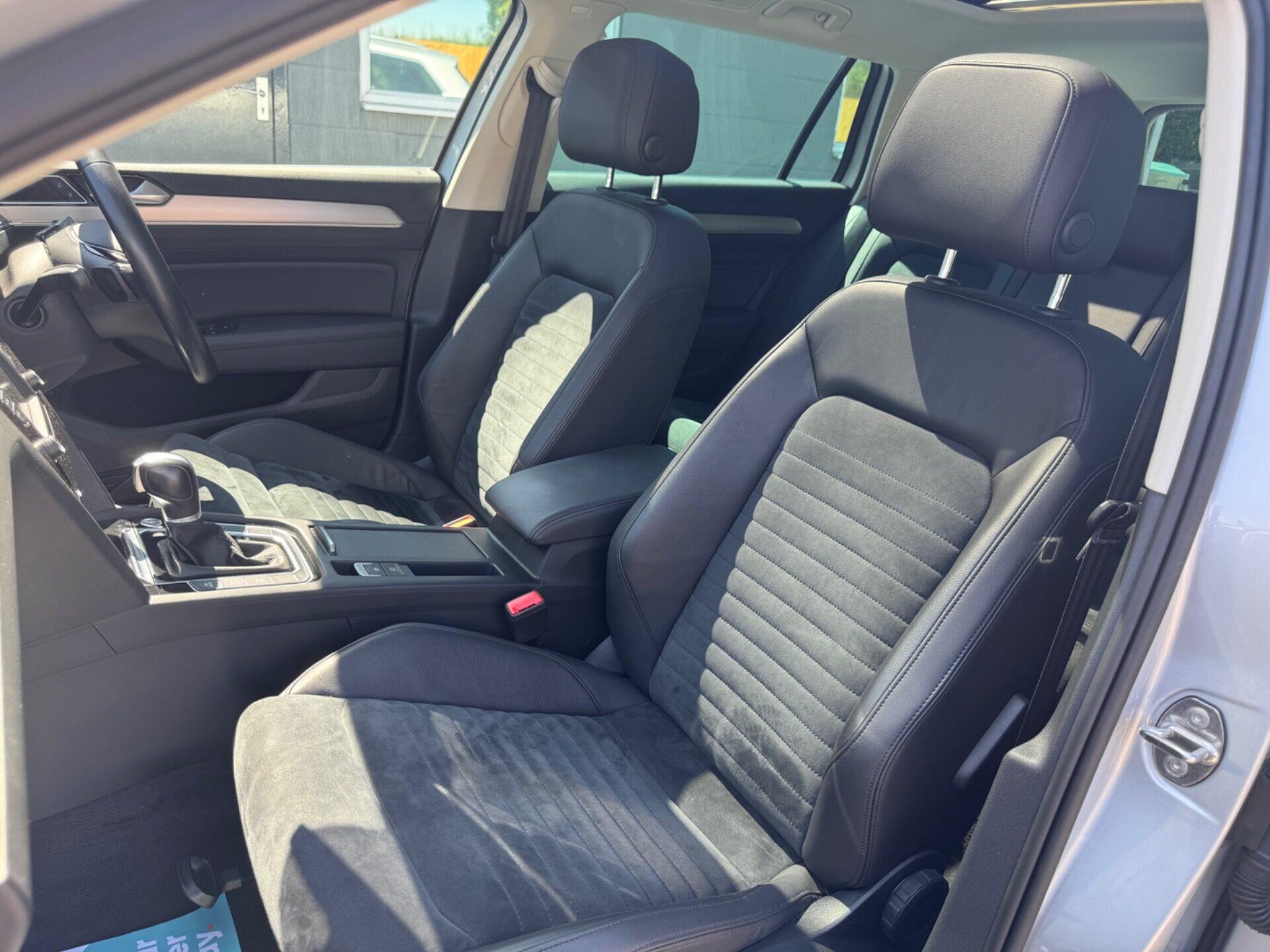 Volkswagen Passat view 40