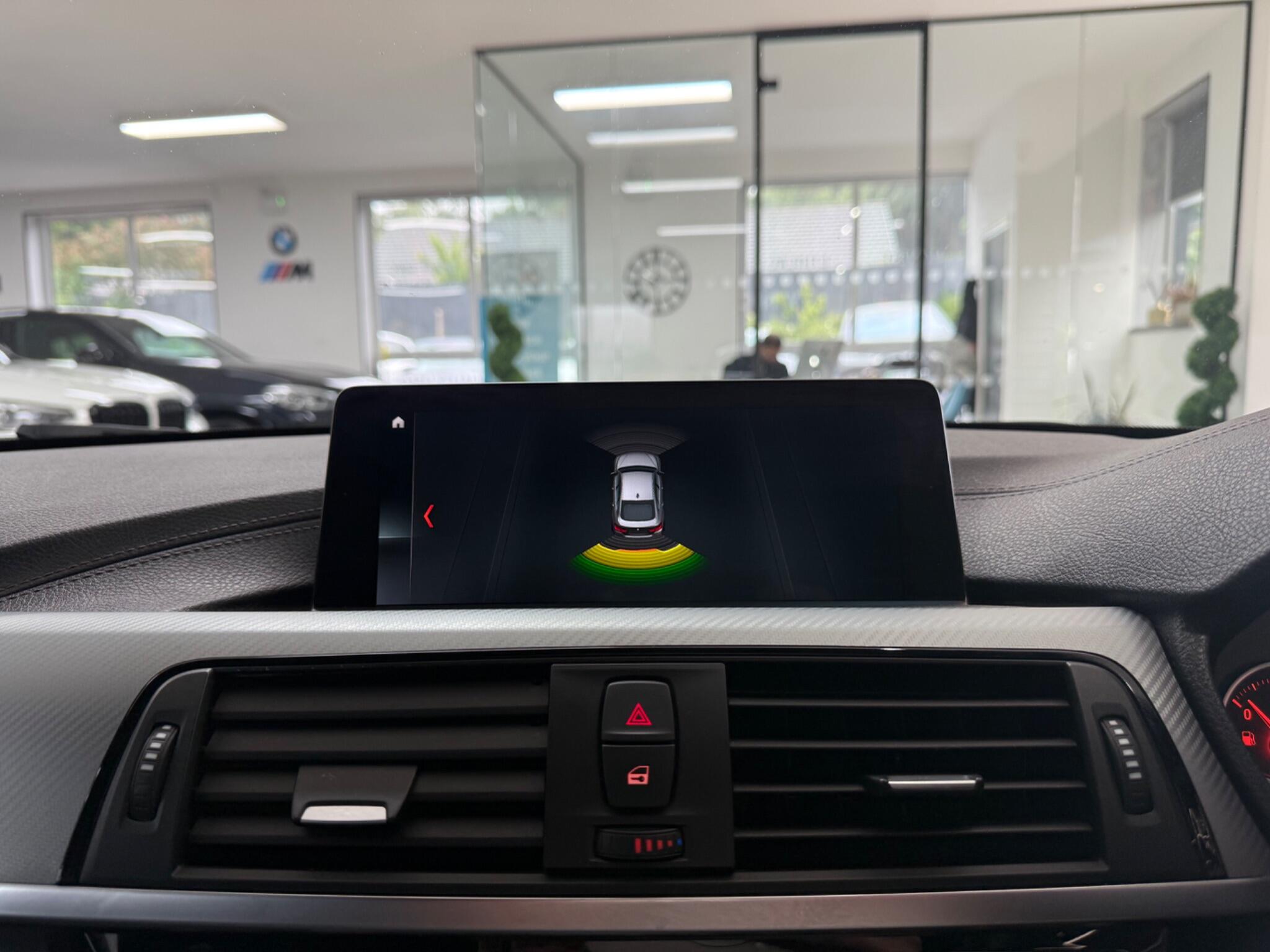 BMW 4 Series view 24