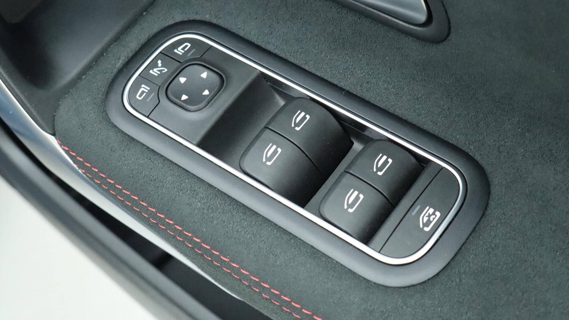 Mercedes-Benz A-Class view 20
