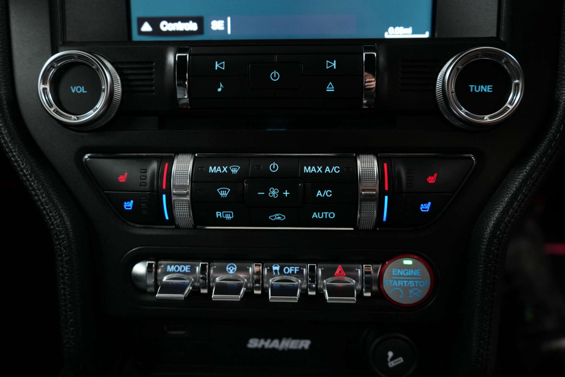 Ford Mustang view 27
