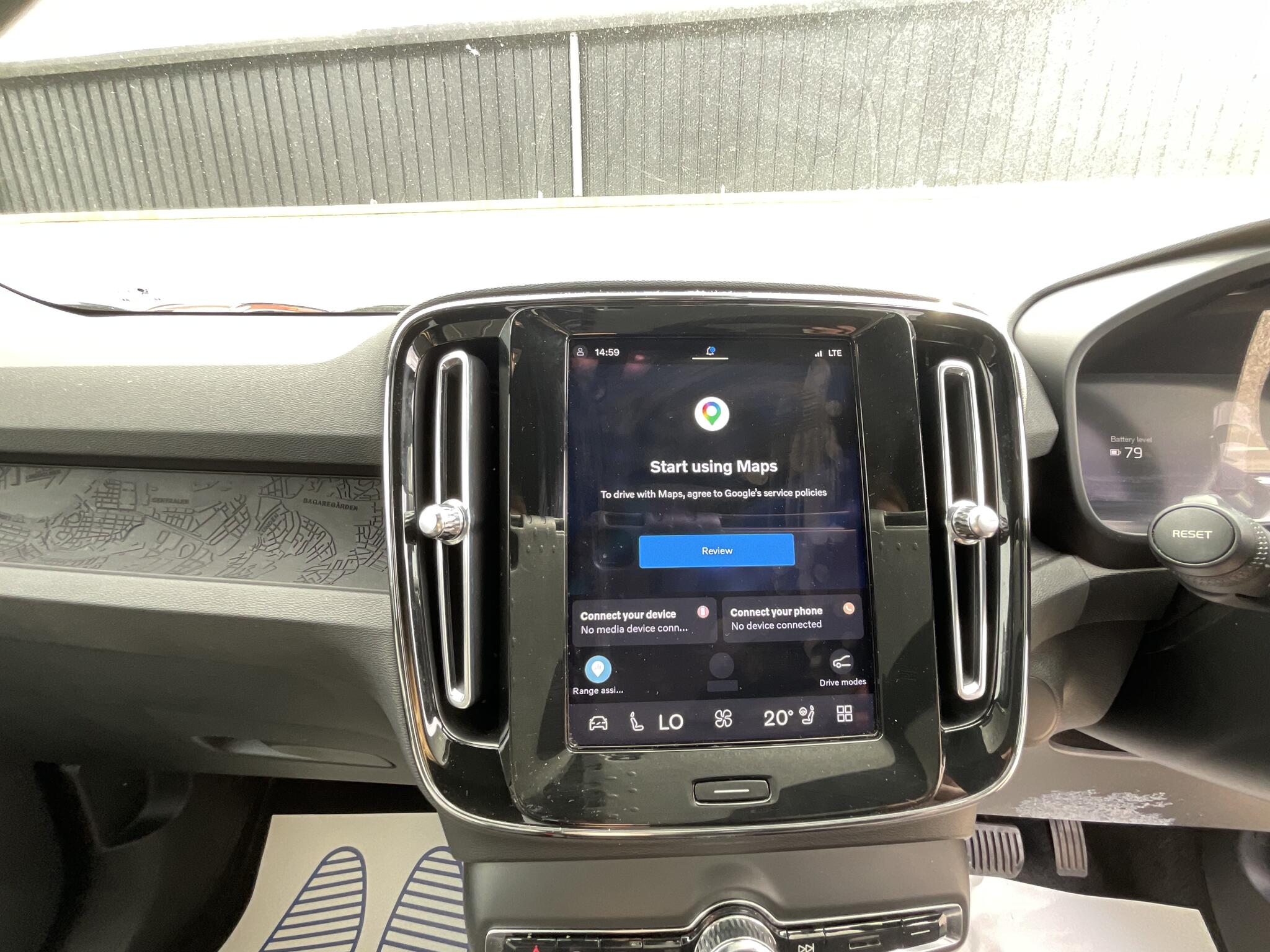 Volvo XC40 view 31