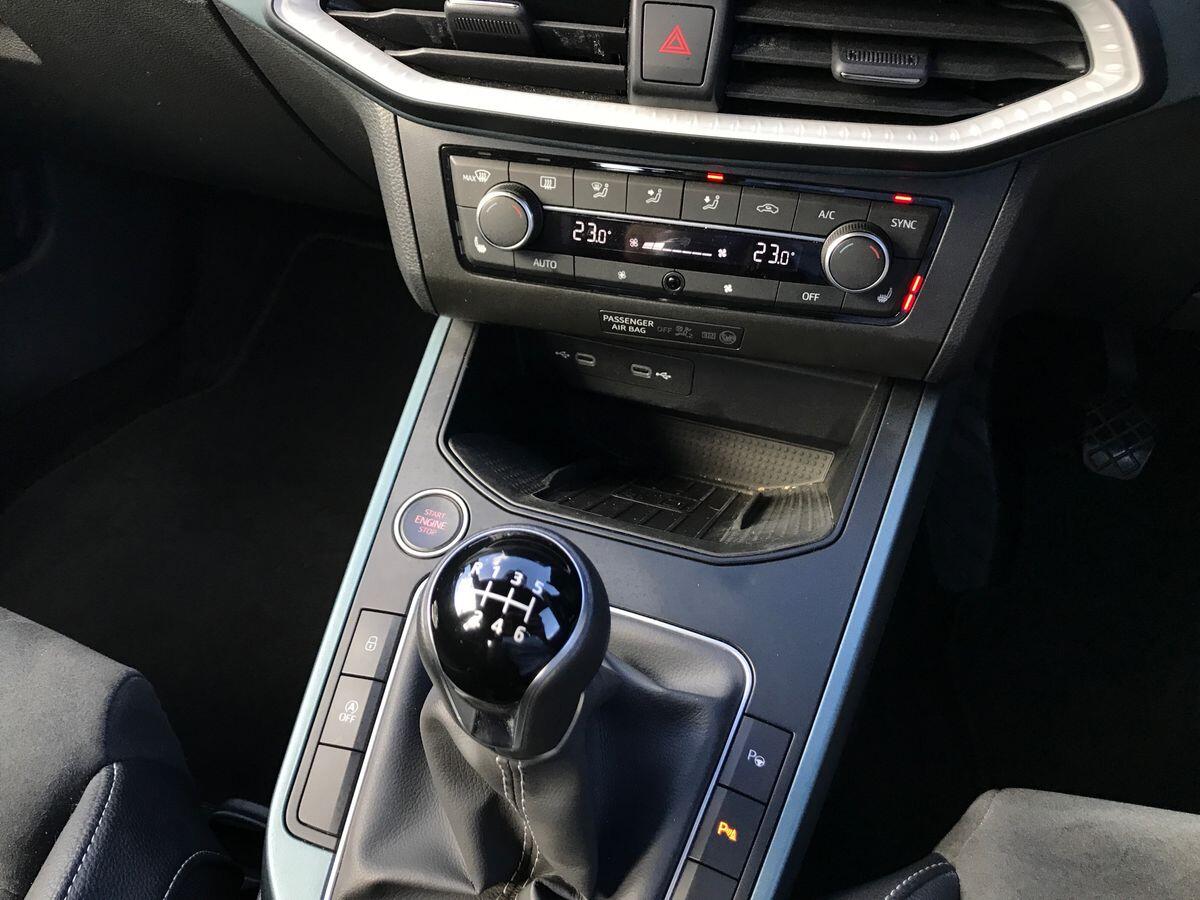 Seat Arona view 23