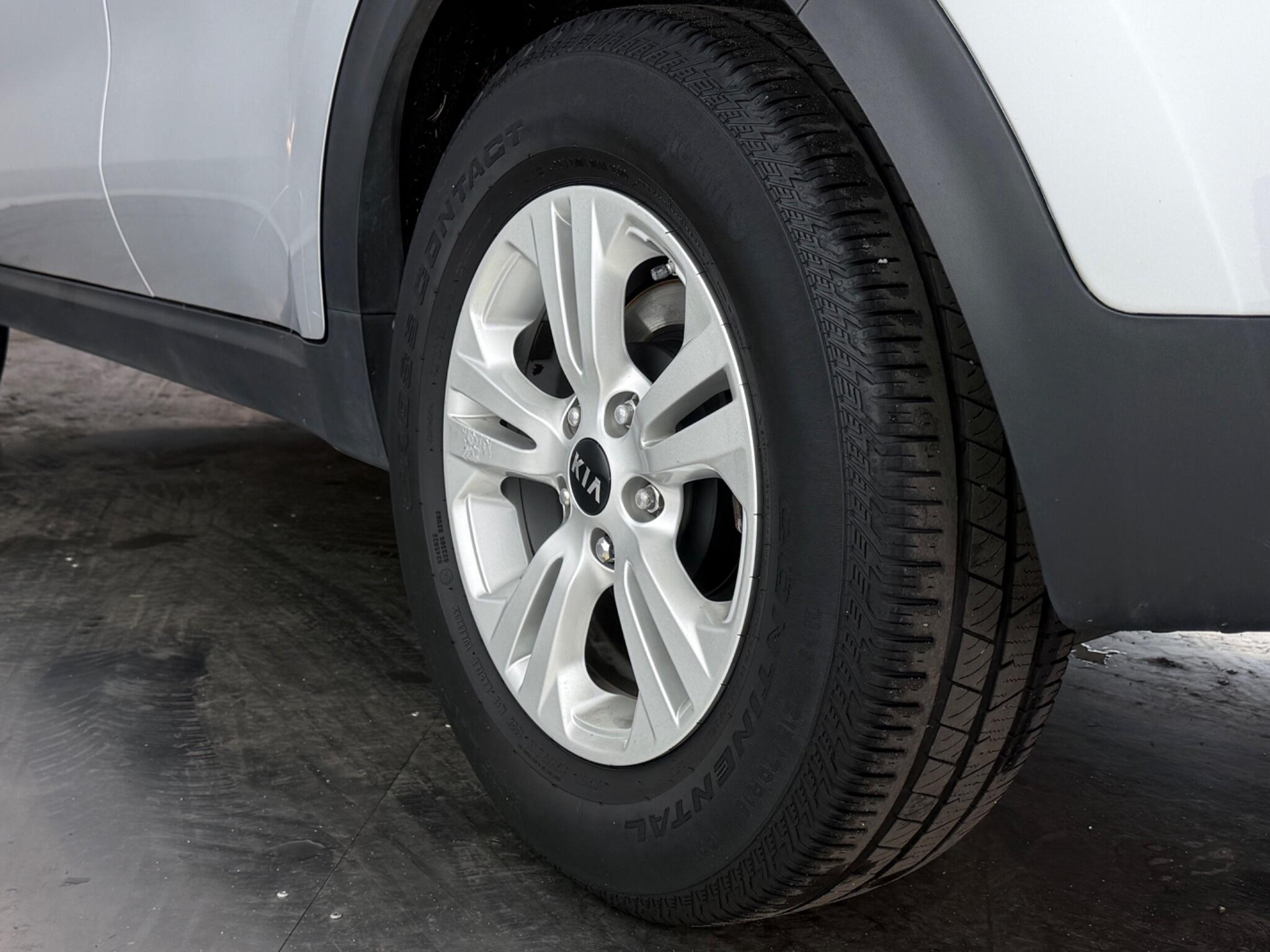 Kia Sportage view 8