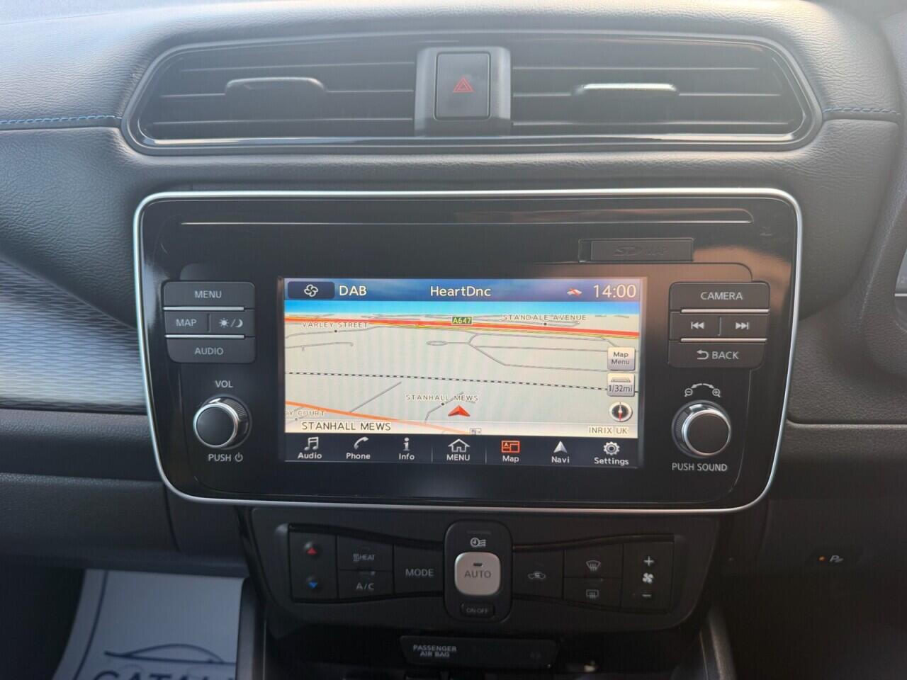 Nissan Leaf view 10