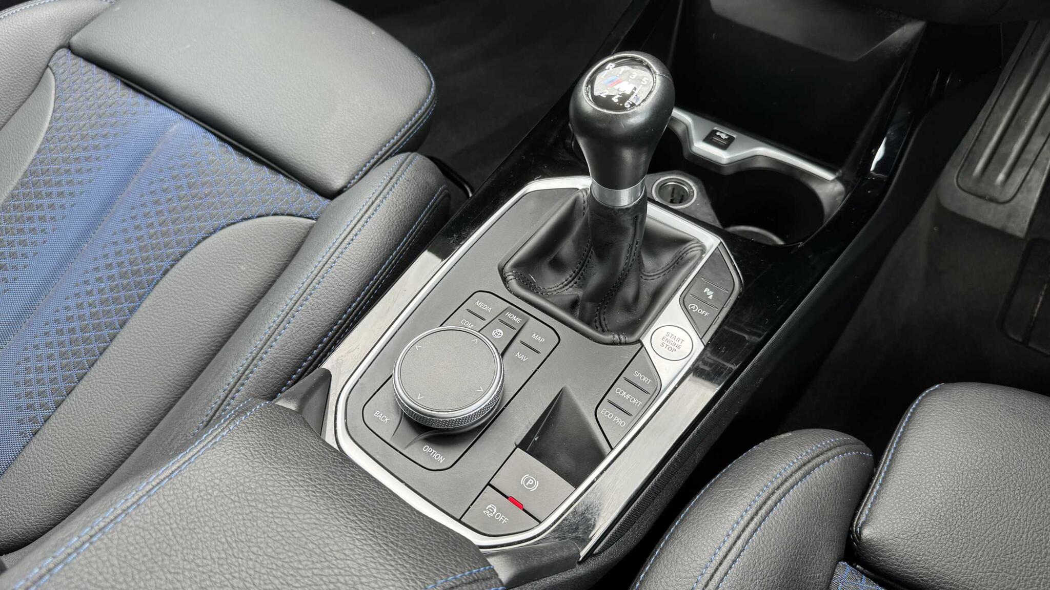 BMW 2 Series view 29