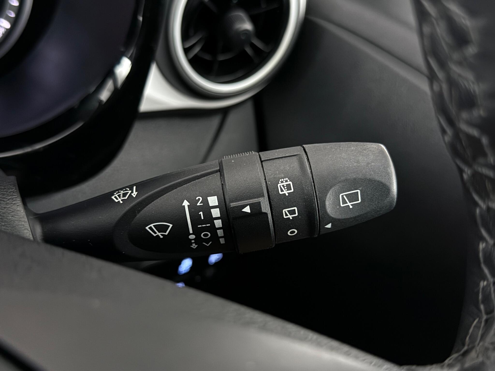 Hyundai i10 view 18