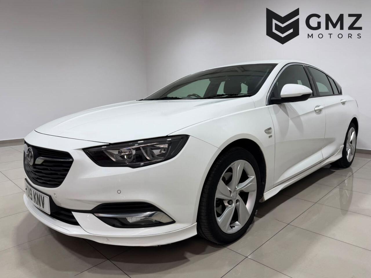 Vauxhall Insignia view 3