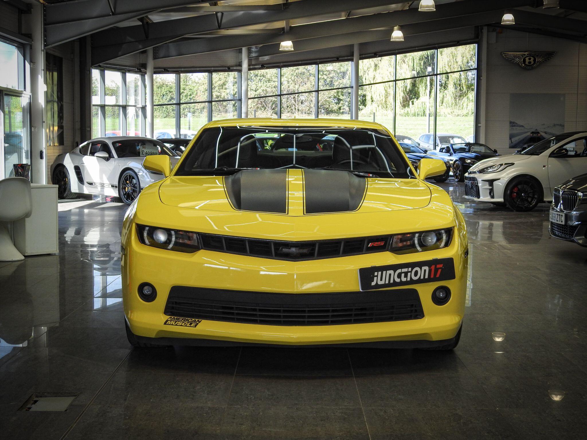 Chevrolet Camaro view 6