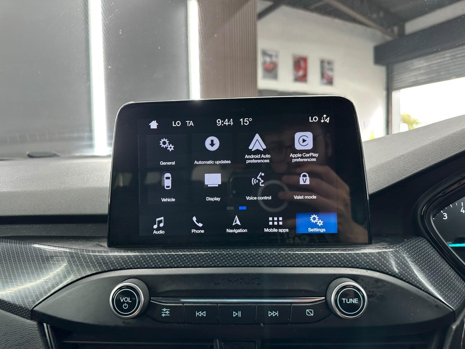 Ford Focus view 43