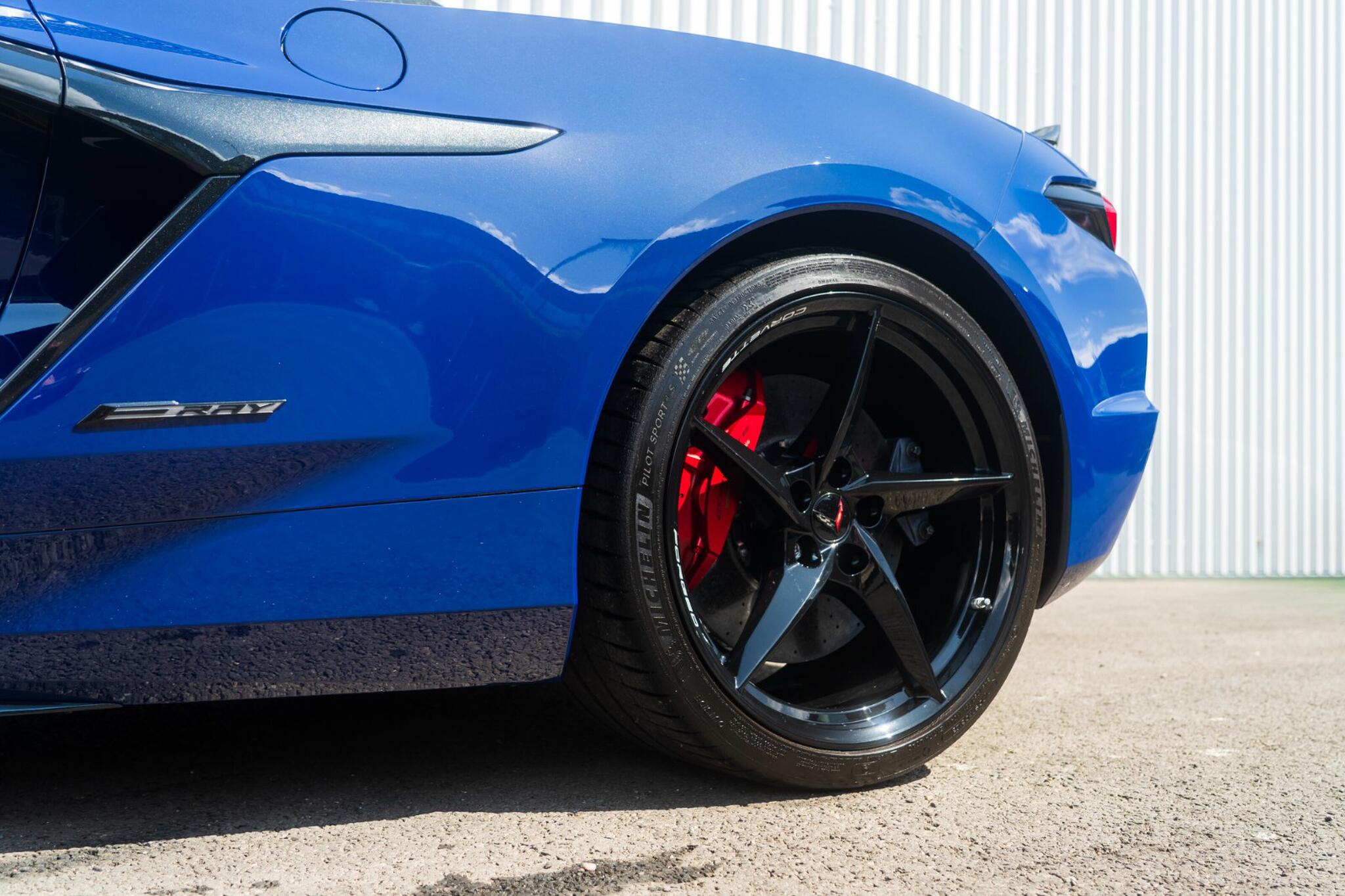 Chevrolet Corvette view 4