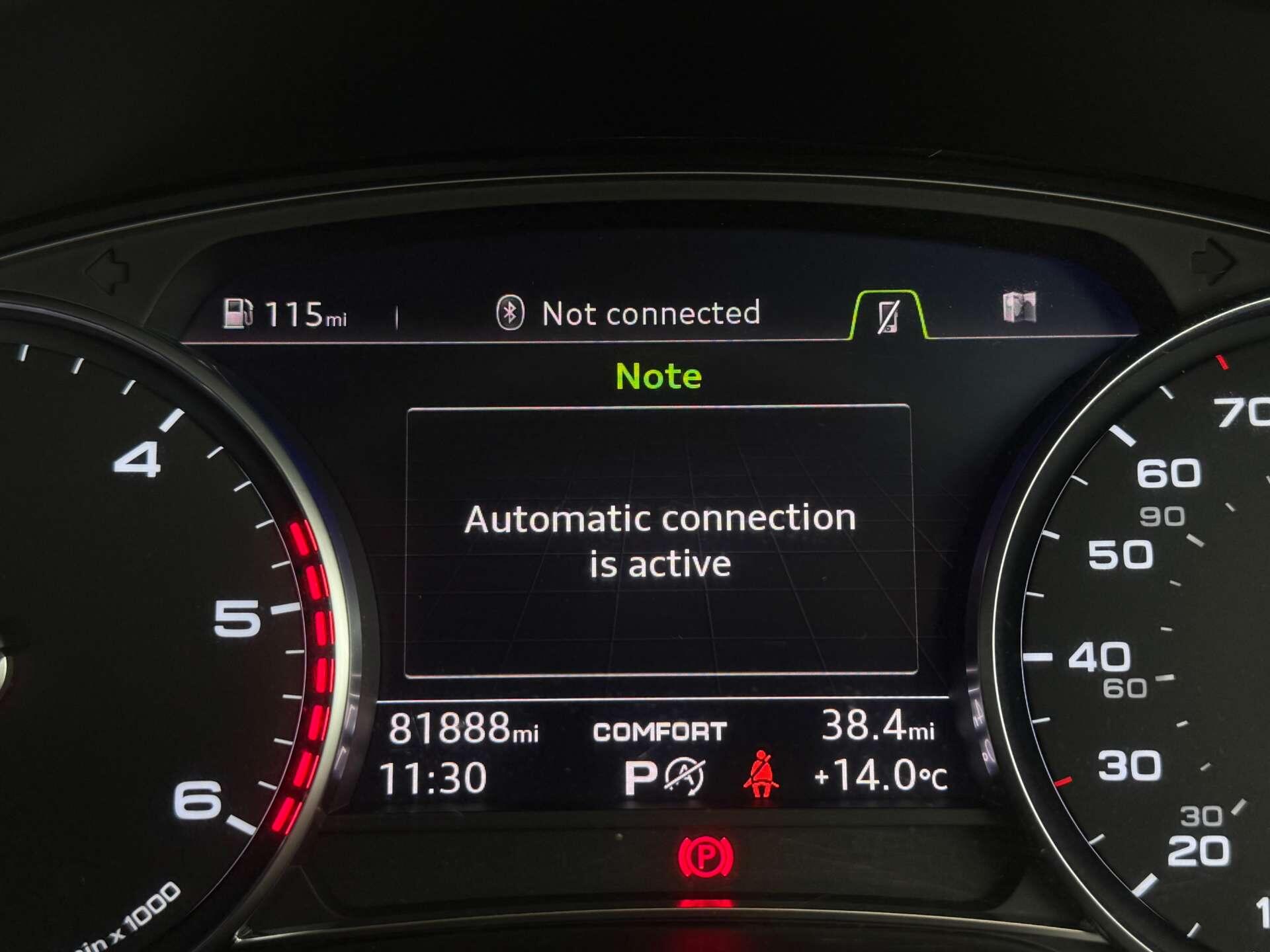 Audi Q7 view 44