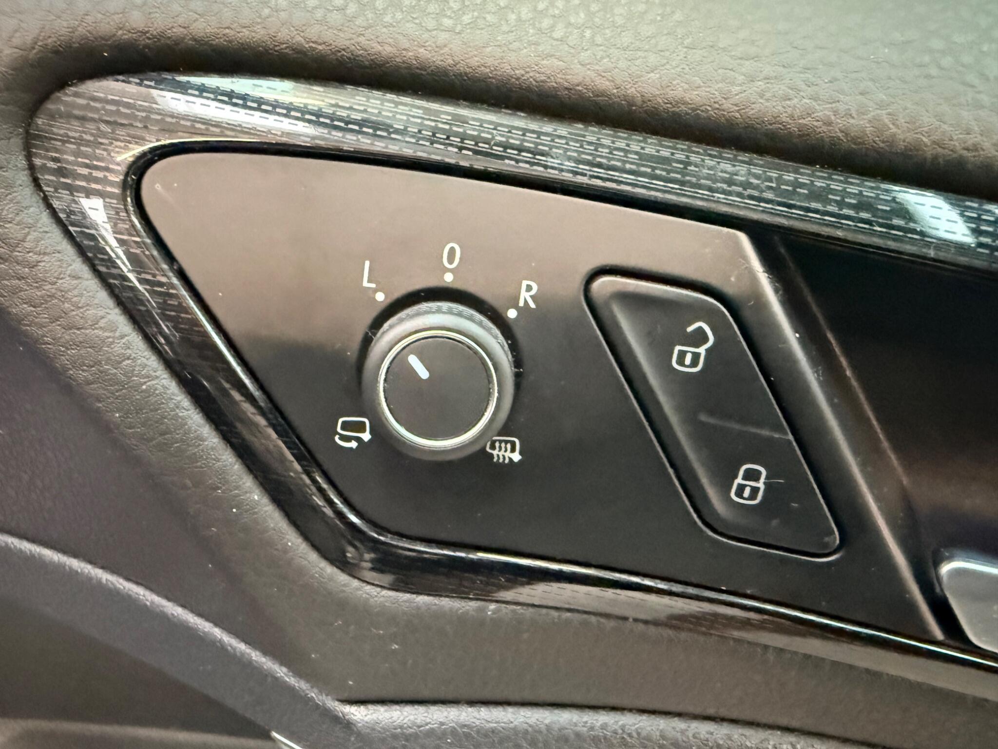 Volkswagen Golf view 30