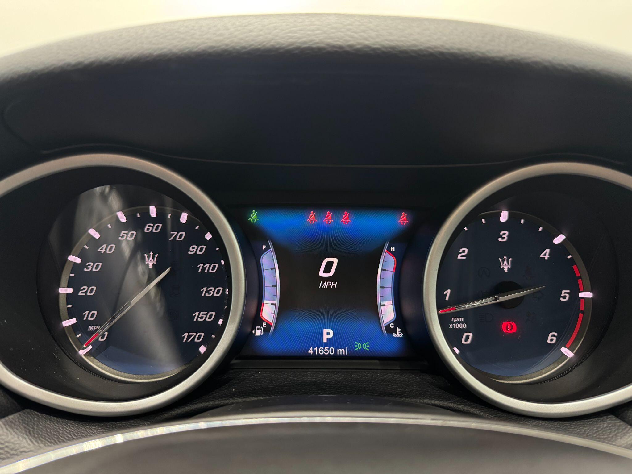 Maserati Ghibli view 28