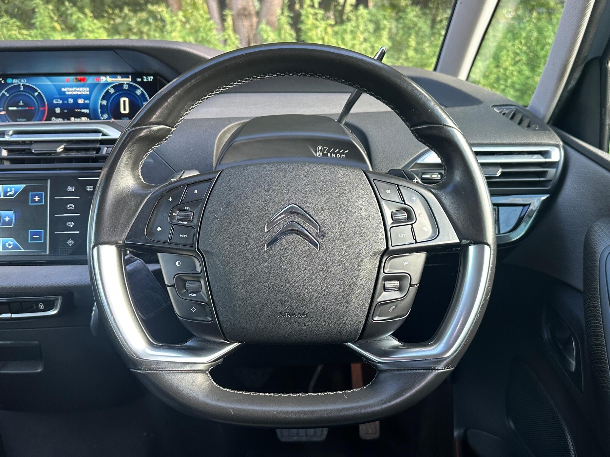 Citroen Grand C4 Picasso view 24