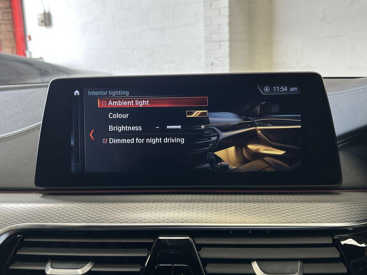 BMW 5 Series view 51