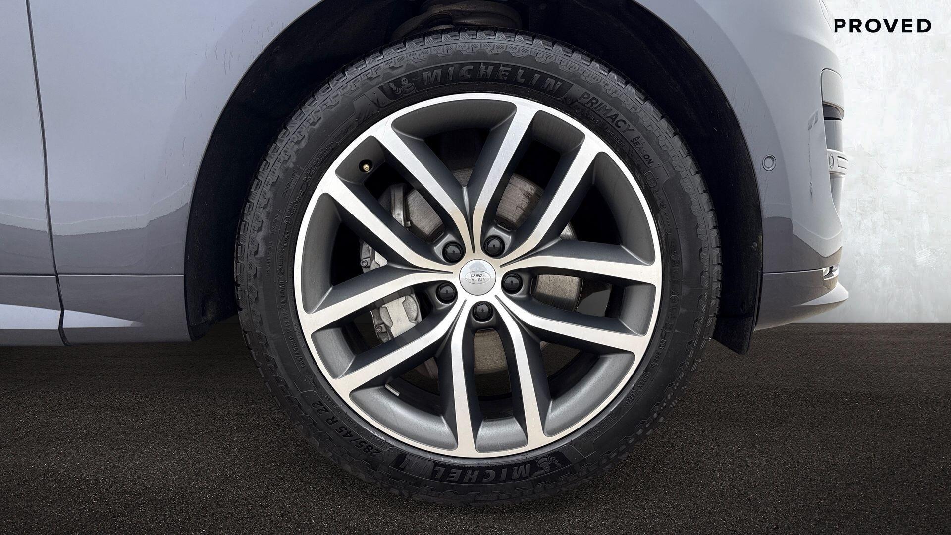 Land Rover Range Rover Sport view 8