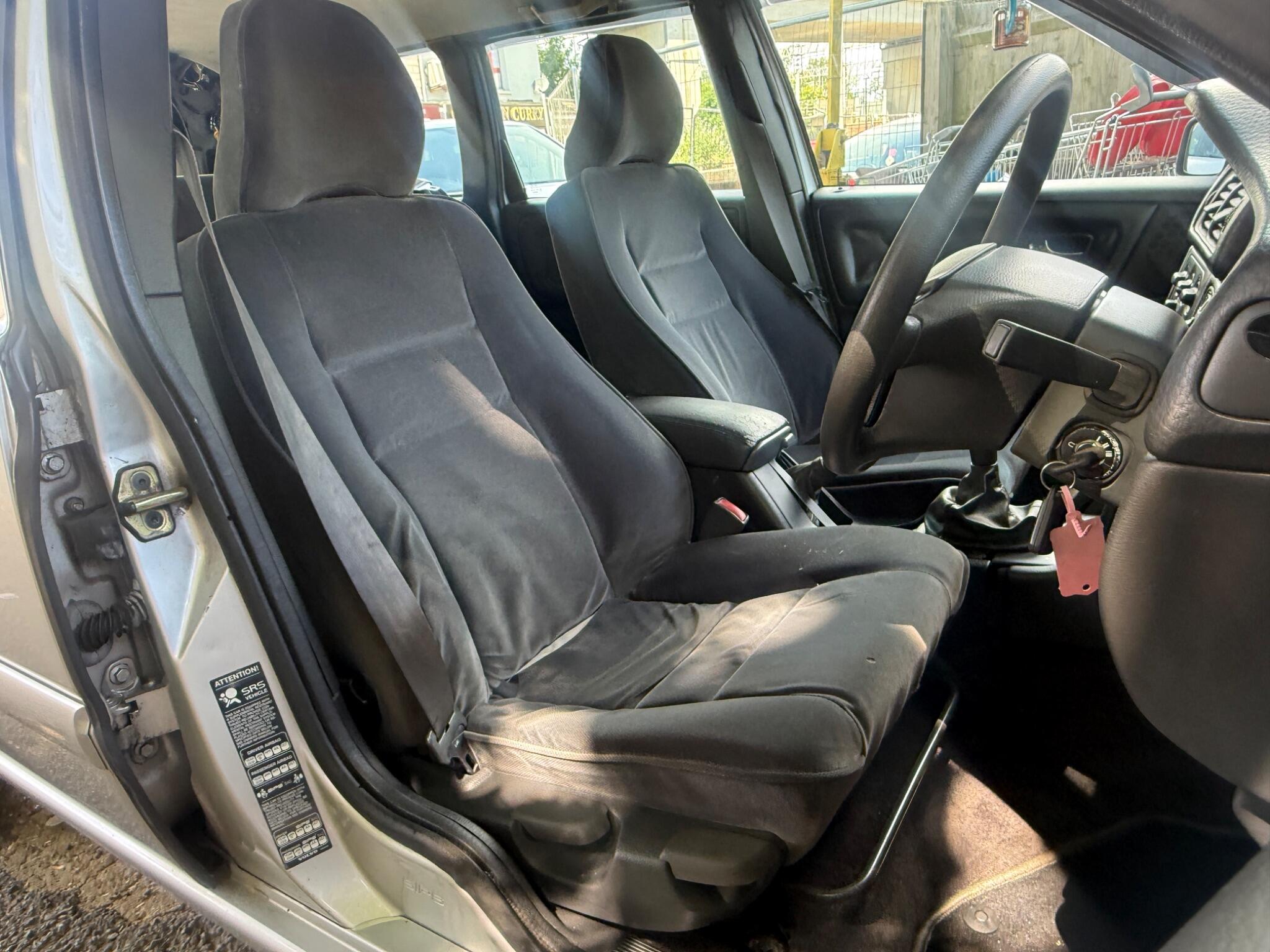 Volvo V70 - Image 8