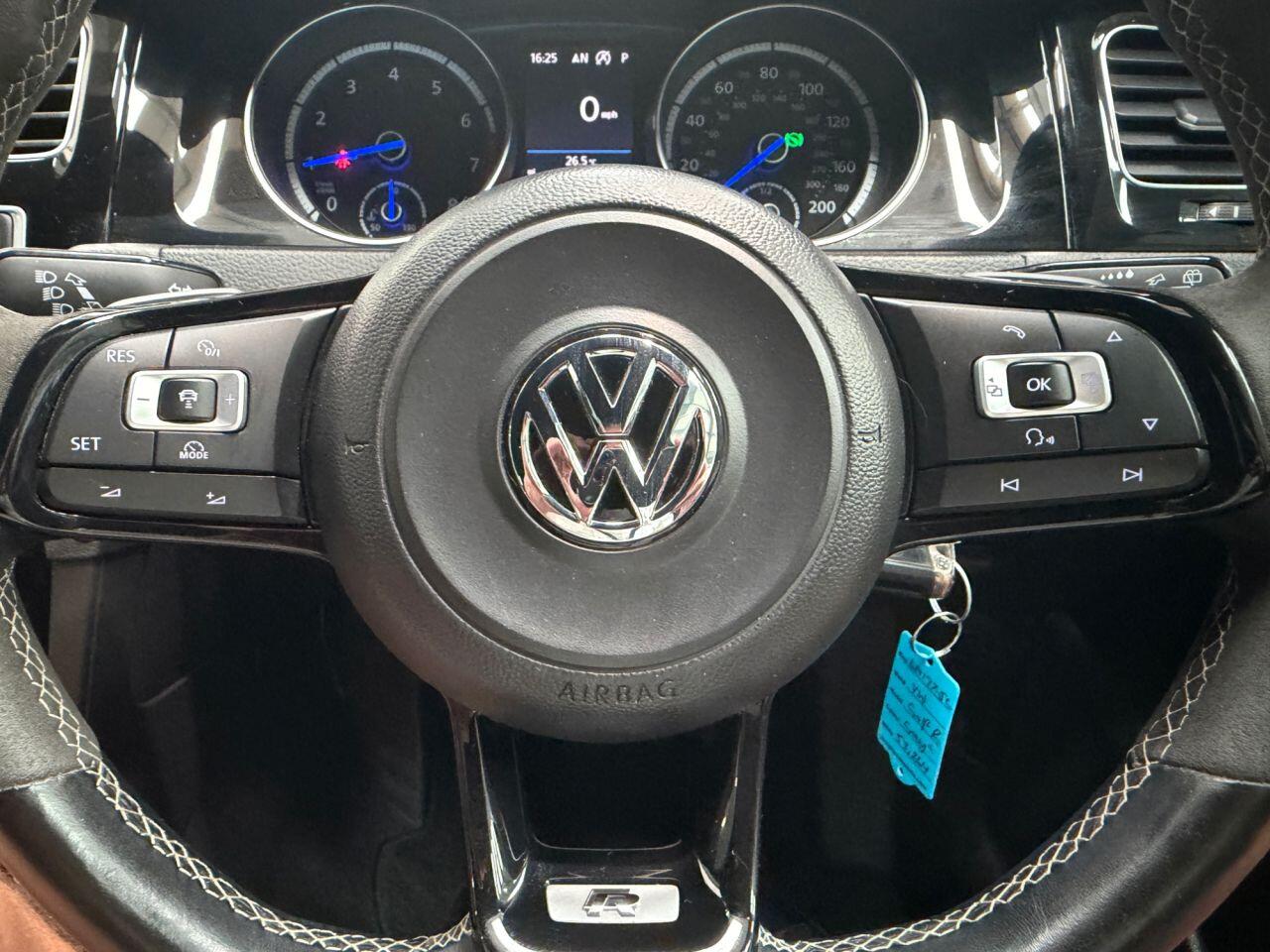 Volkswagen Golf view 31