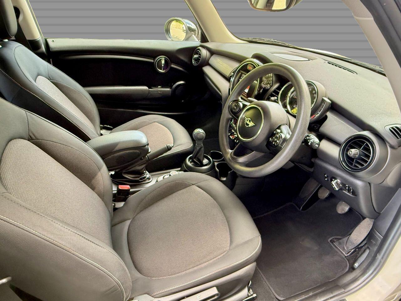 Mini Hatch view 16