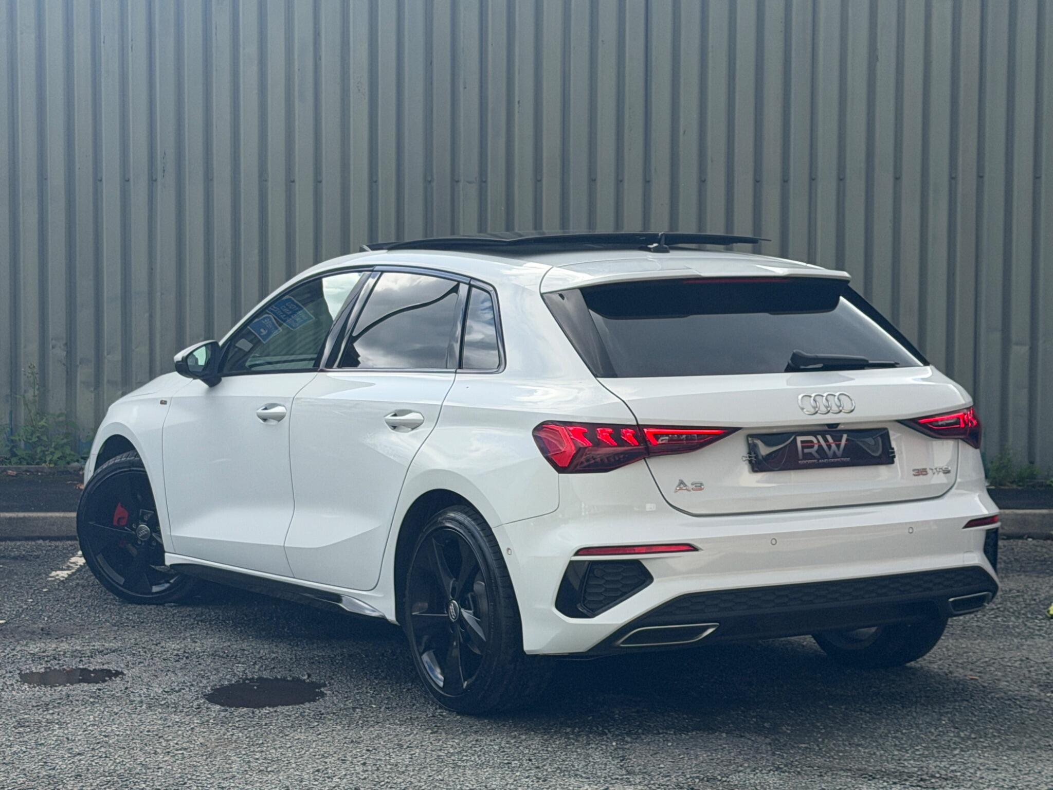 Audi A3 view 50