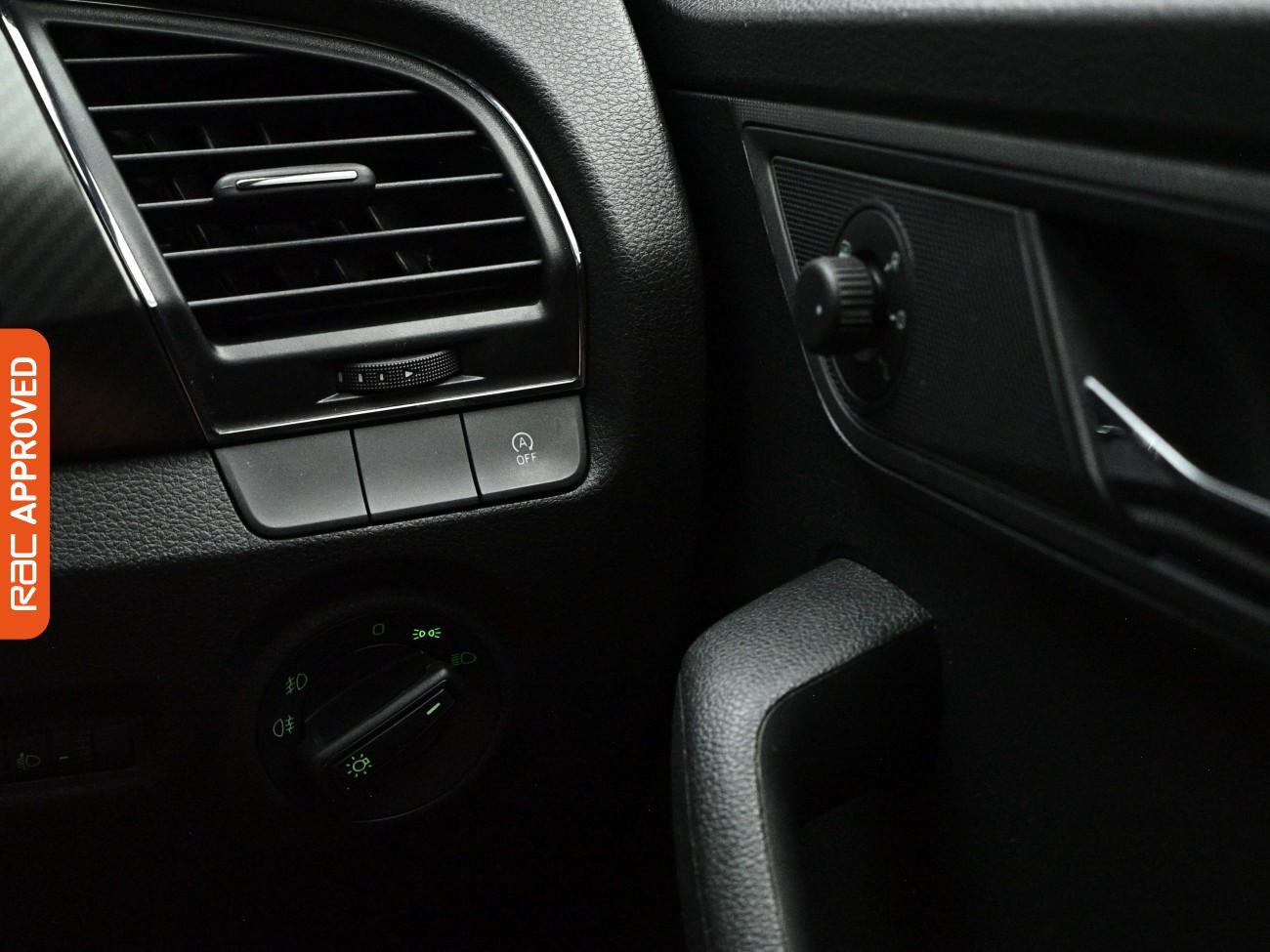 Skoda Fabia view 24