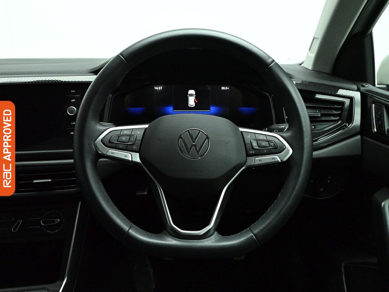 Volkswagen Polo view 9