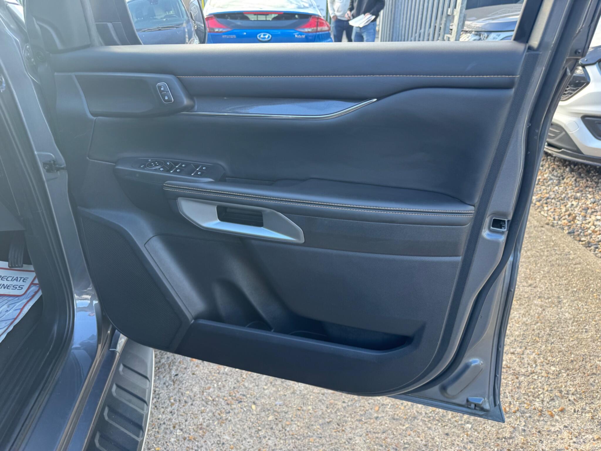 Ford Ranger view 45