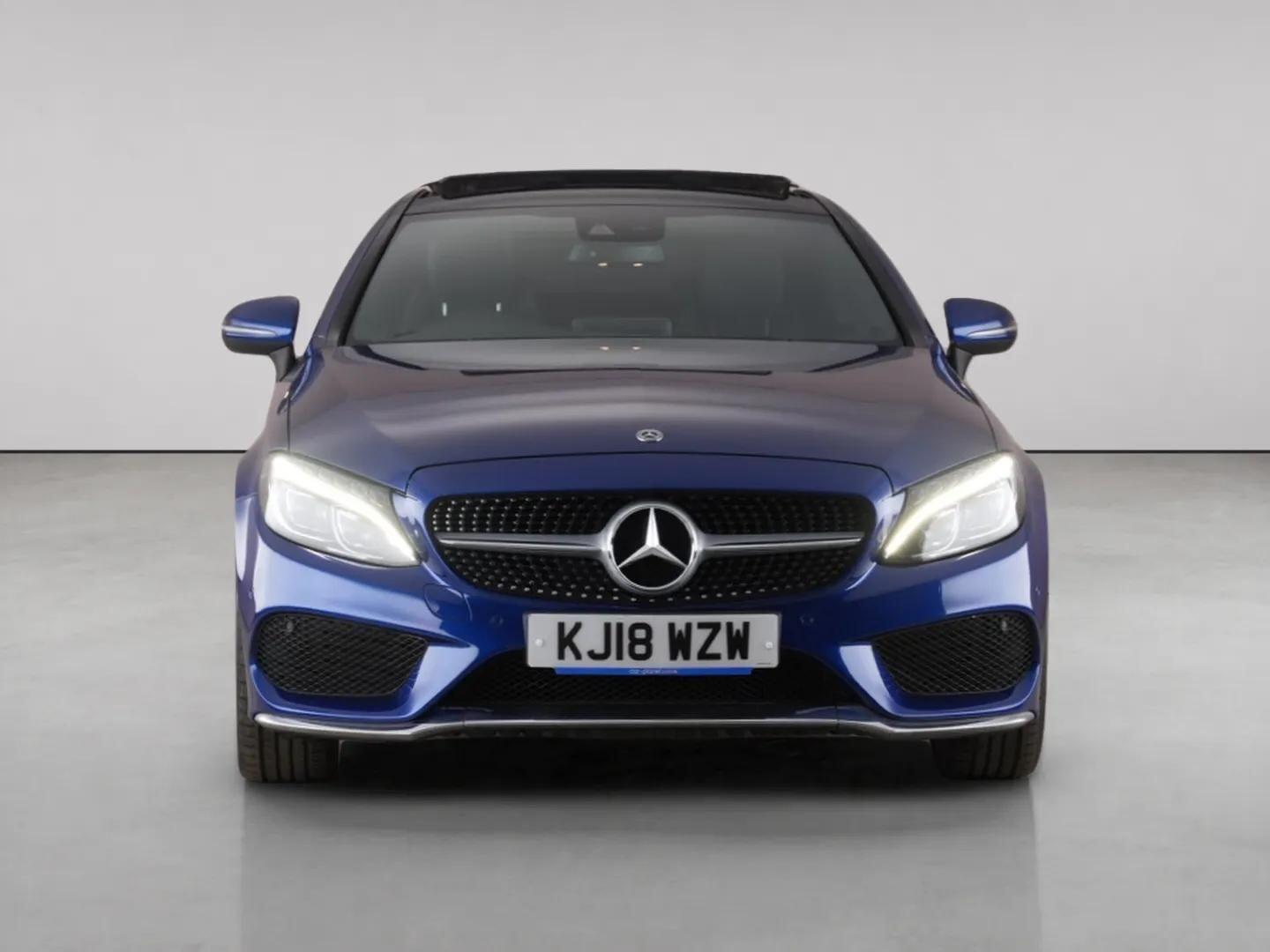 Mercedes-Benz C-Class view 5