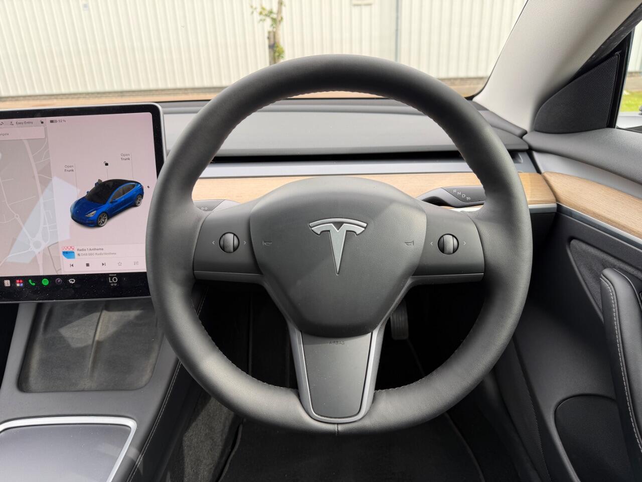 Tesla Model 3 view 21