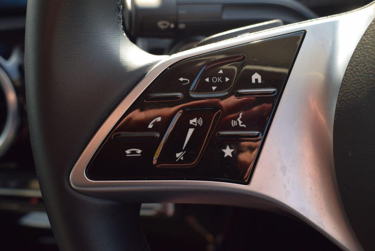 Mercedes-Benz Cla view 25