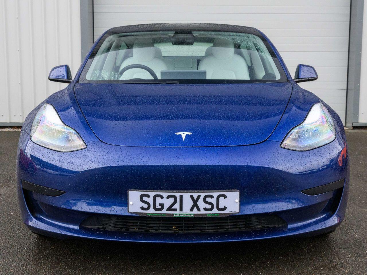 Tesla Model 3 view 27