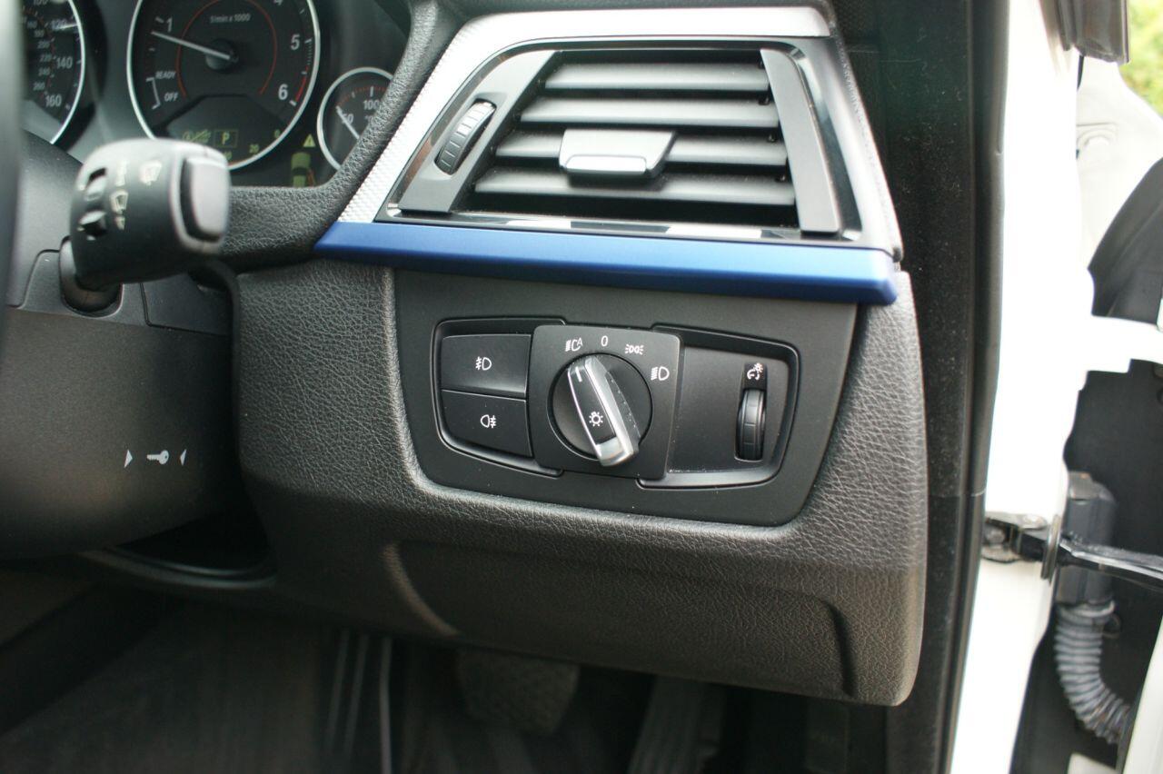 BMW 4 Series view 40