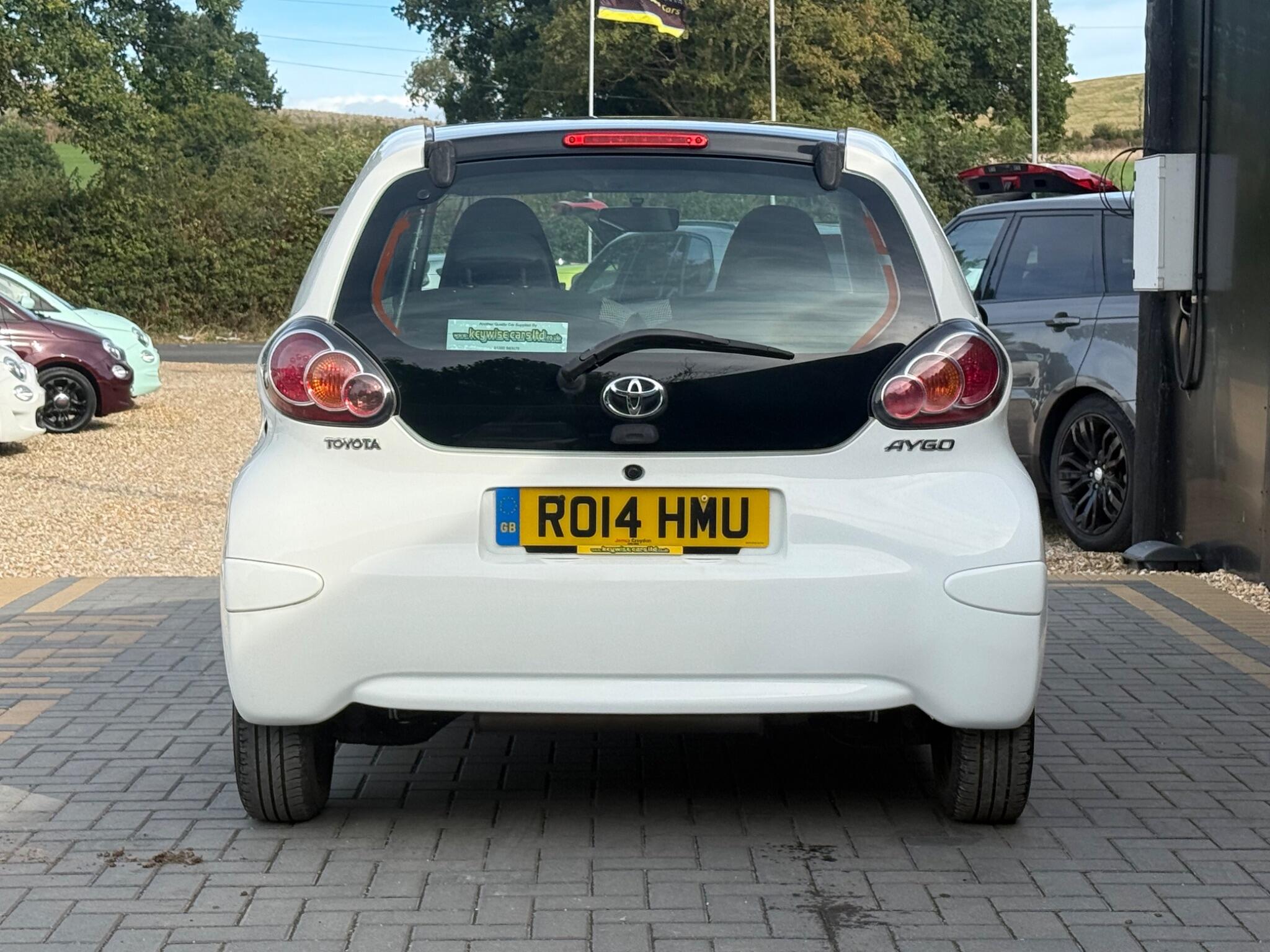 Toyota Aygo view 5