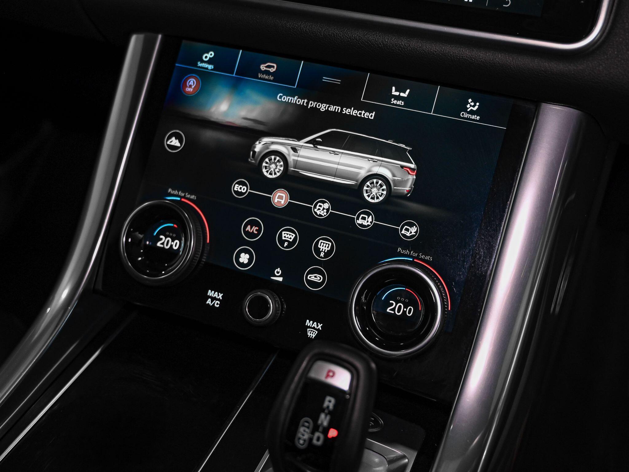Land Rover Range Rover Sport view 10