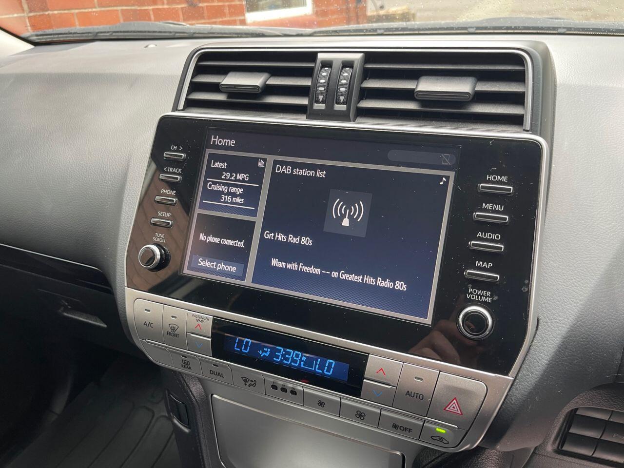 Toyota Land Cruiser view 19