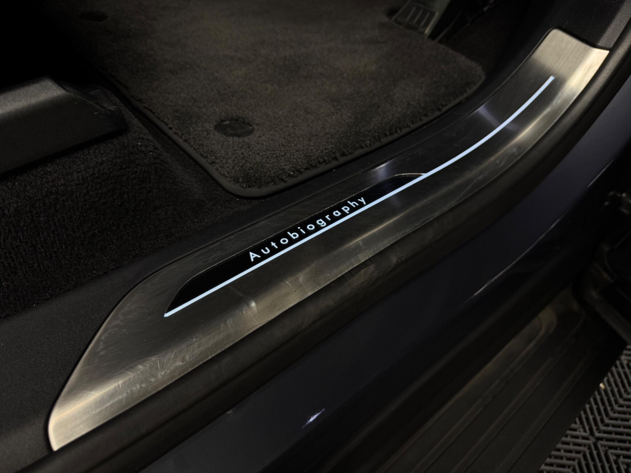 Land Rover Range Rover Sport view 35