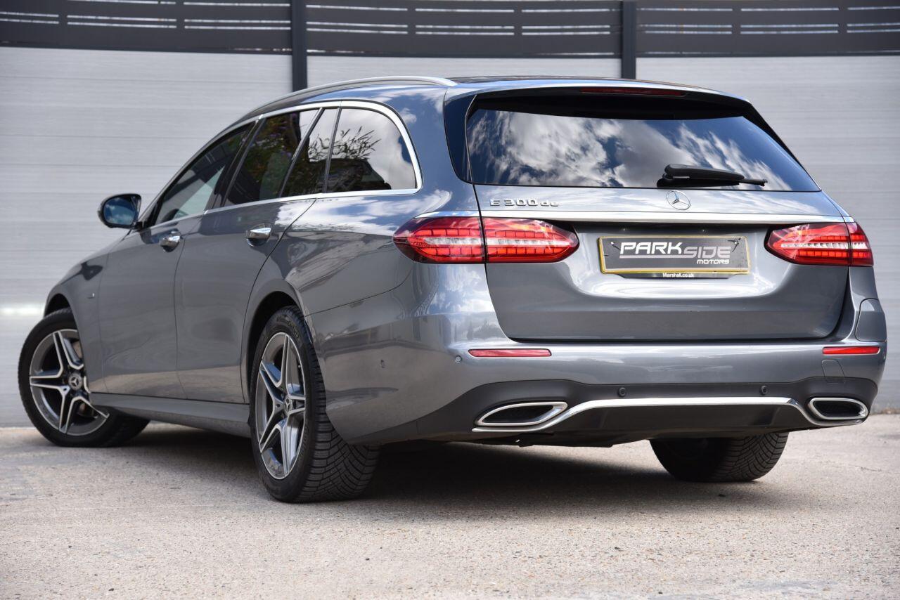 Mercedes-Benz E Class view 3