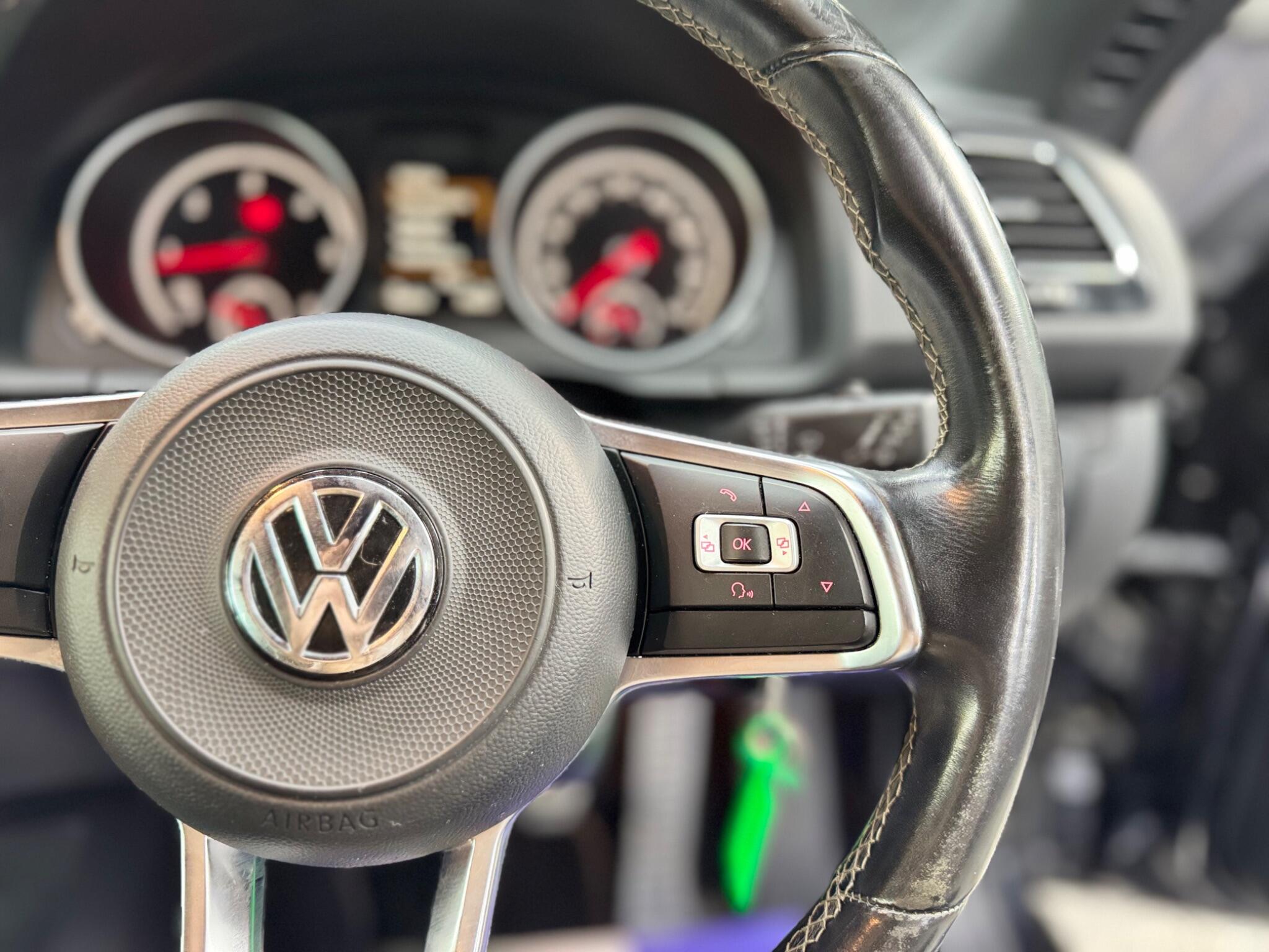 Volkswagen Scirocco view 31