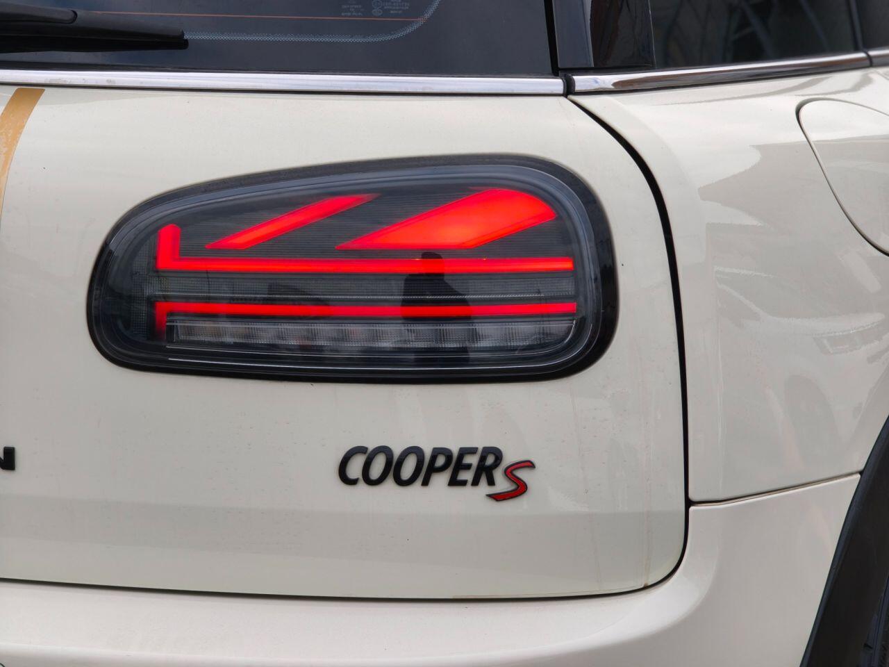 Mini Clubman view 30