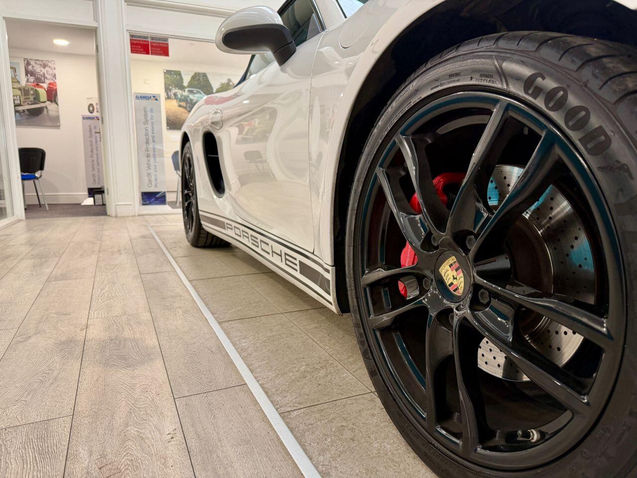Porsche Boxster view 28