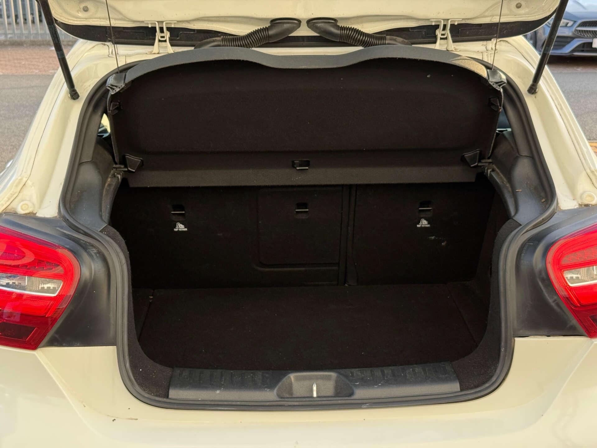 Mercedes-Benz A Class view 33