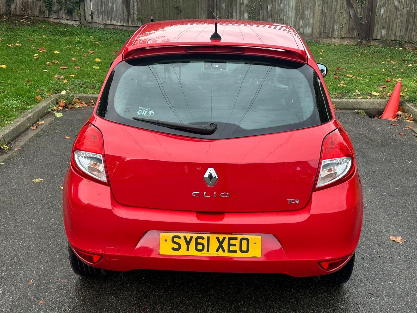 2011 Renault Clio image 7