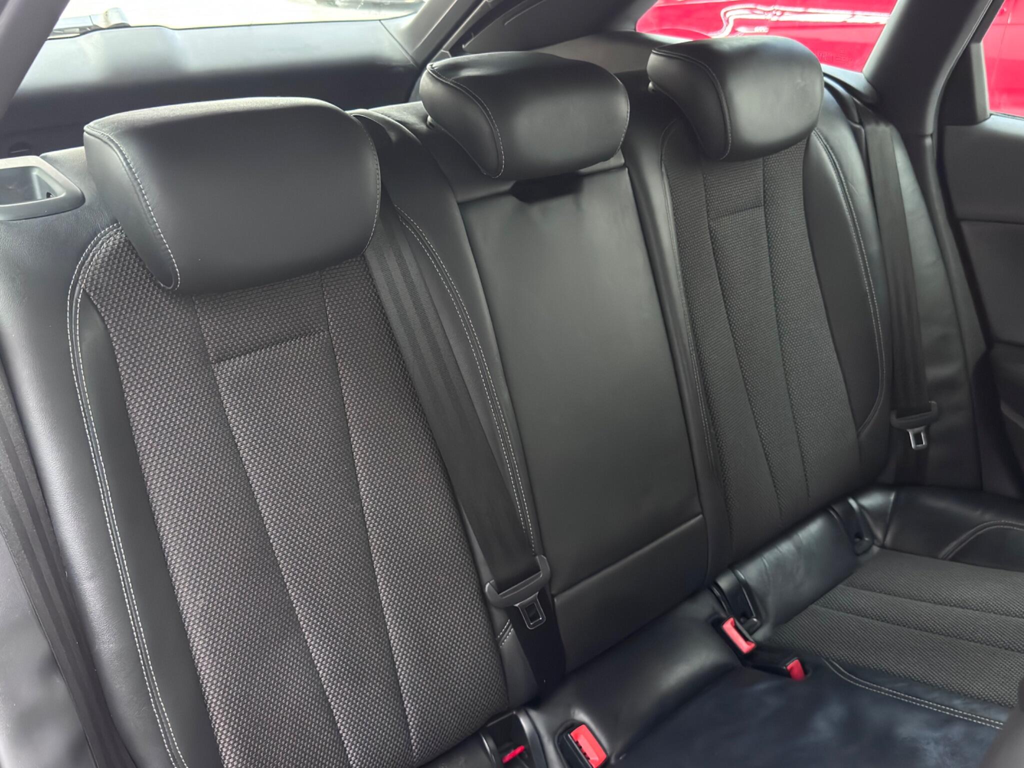 Audi A4 view 39