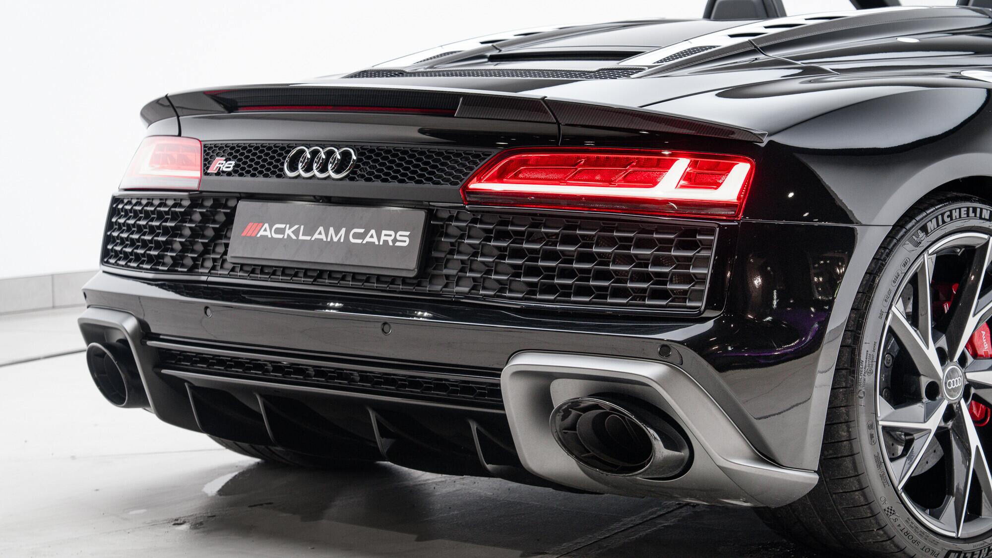 Audi R8 view 47