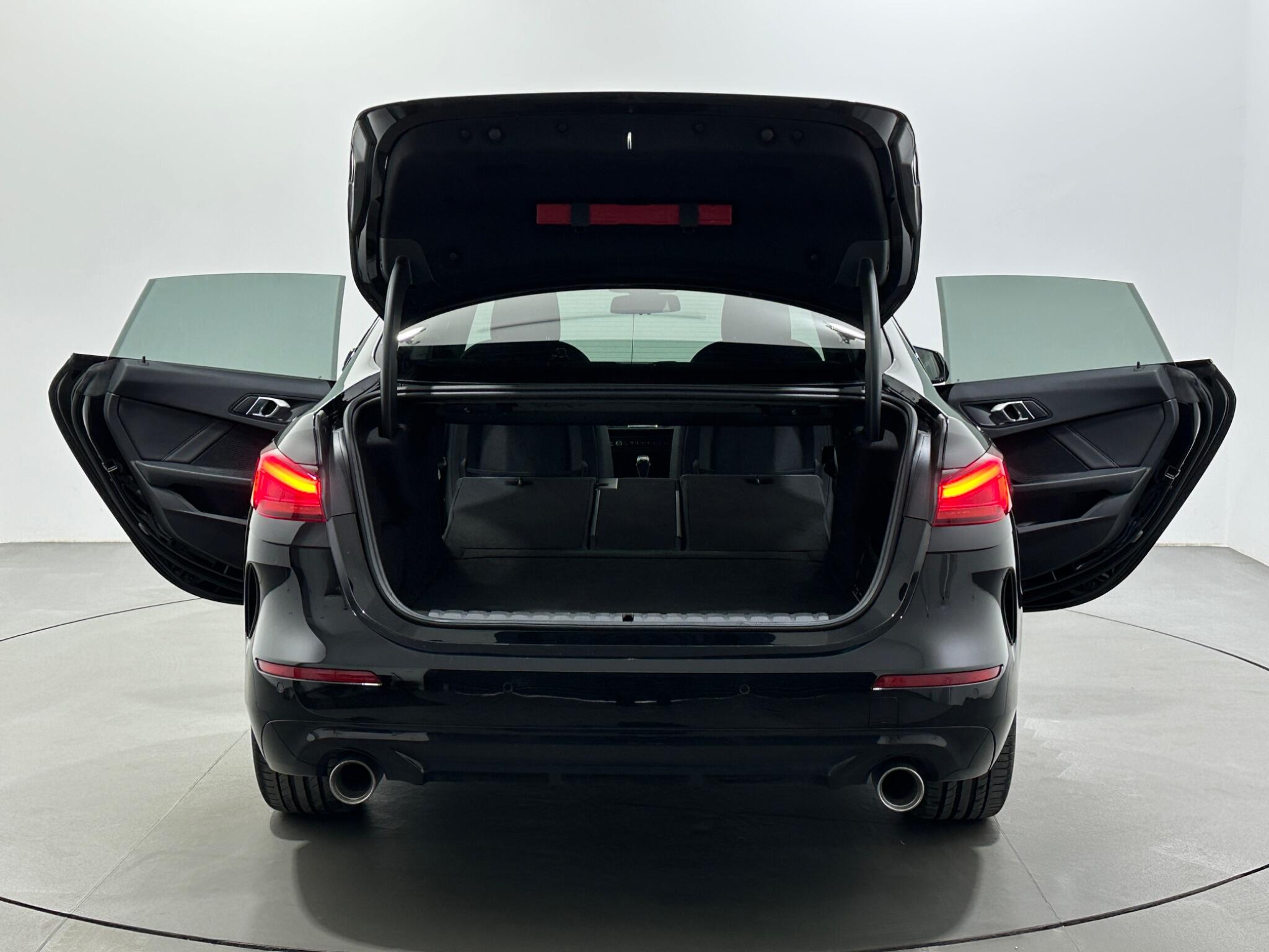 BMW 2 Series view 45