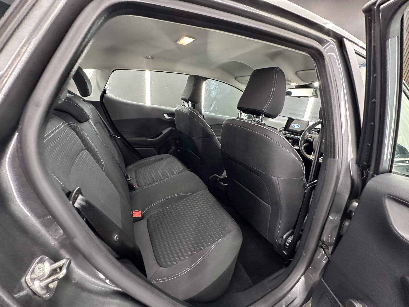 Ford Fiesta view 25