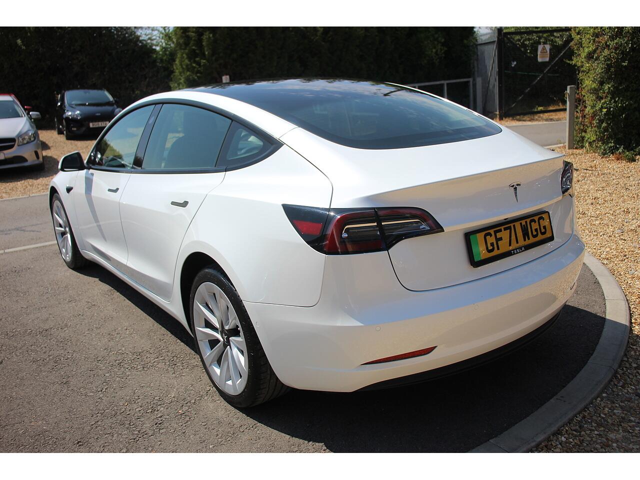 Tesla Model 3 view 9