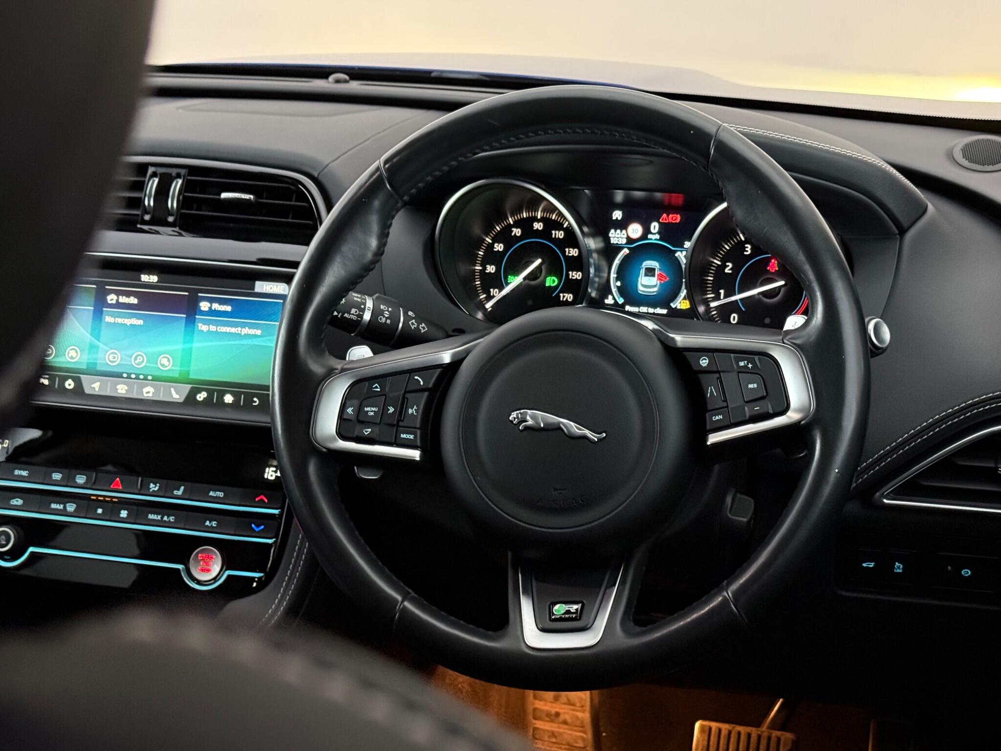 Jaguar F-Pace view 13